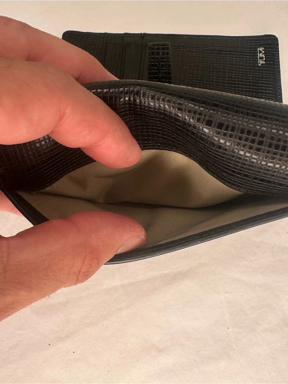 Tumi Leather Trifold Unisex Wallet